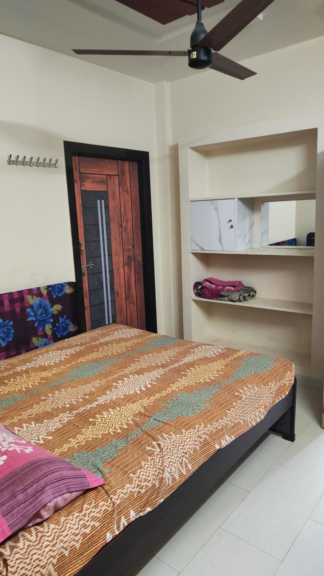 Guru Datta Residency Pithapuram Kültér fotó