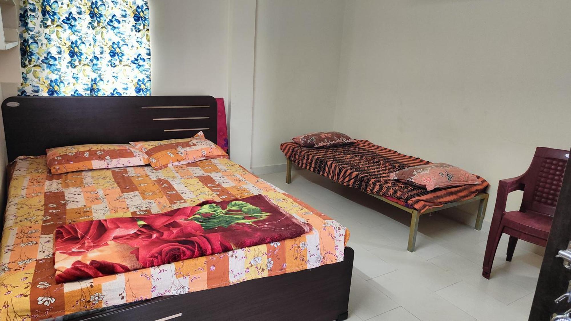 Guru Datta Residency Pithapuram Kültér fotó